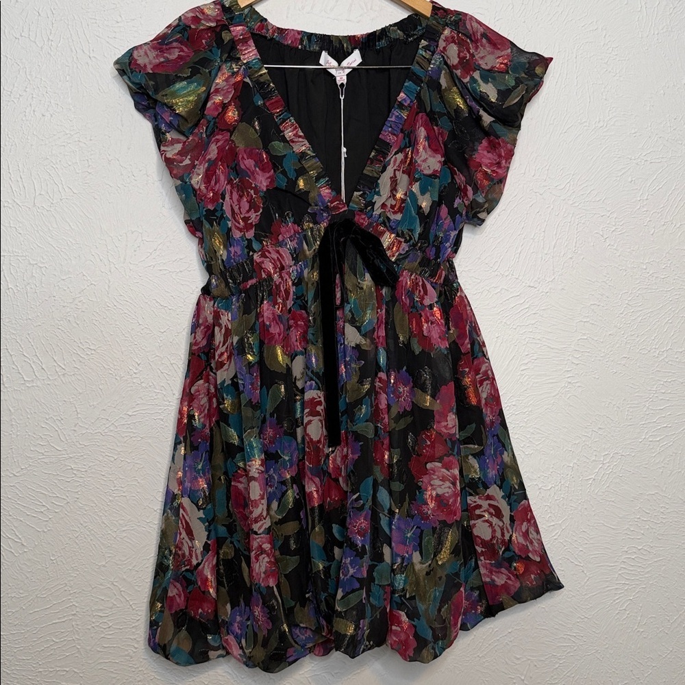 Meet Me in Santorini “Midnight Garden” Flutter Sleeve Mini Dress – NWT – Size M